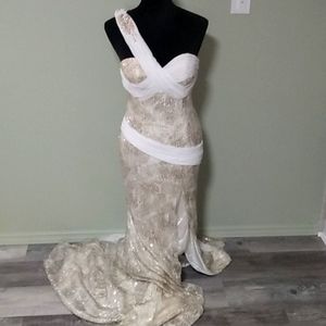 BREATHTAKING, Custom made formal gown